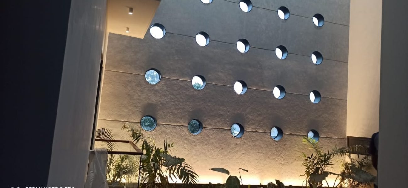 e04db11a-40bf-4954-87df-33467eb75e44